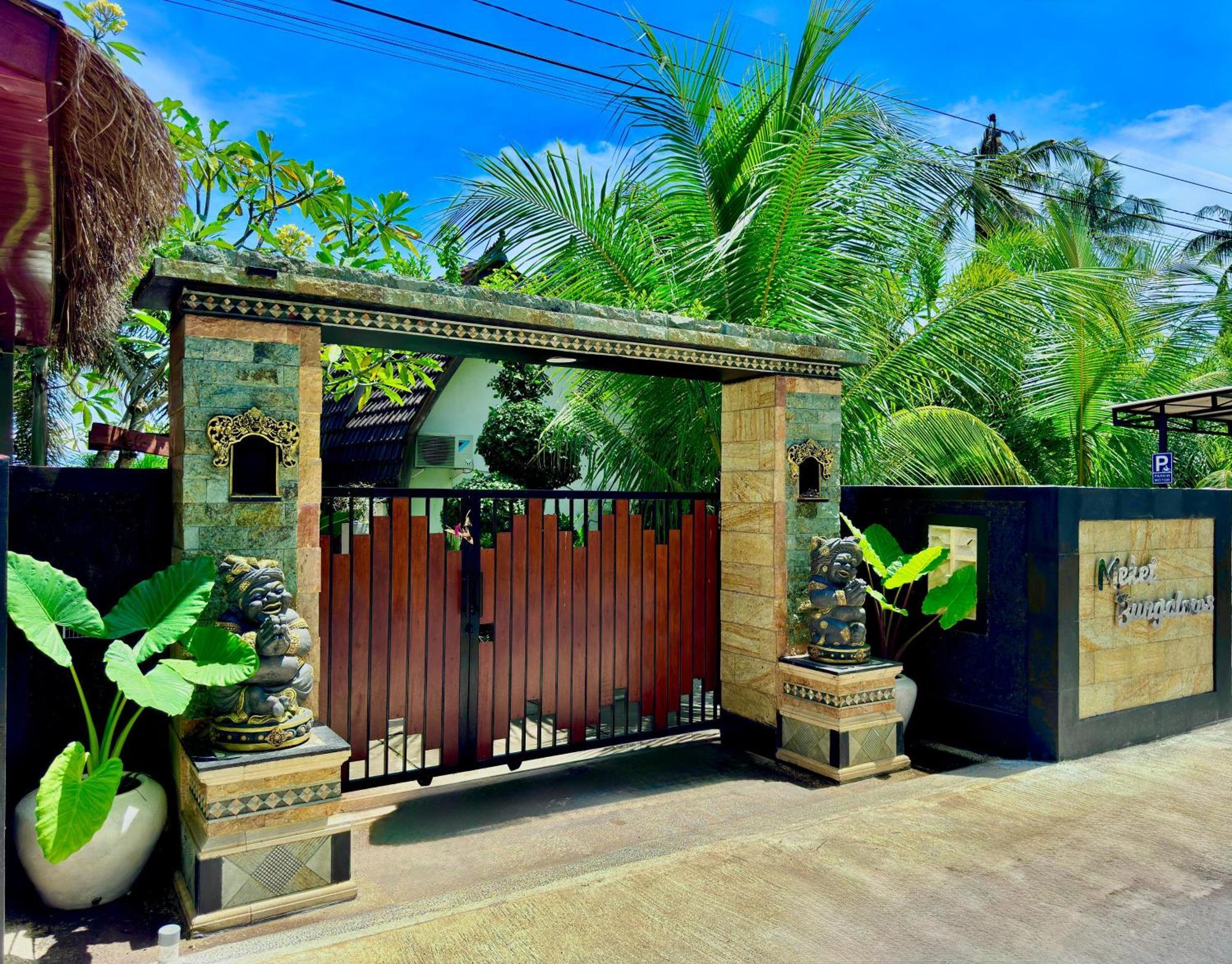 Meket Bungalows Toyapakeh Ngoại thất bức ảnh